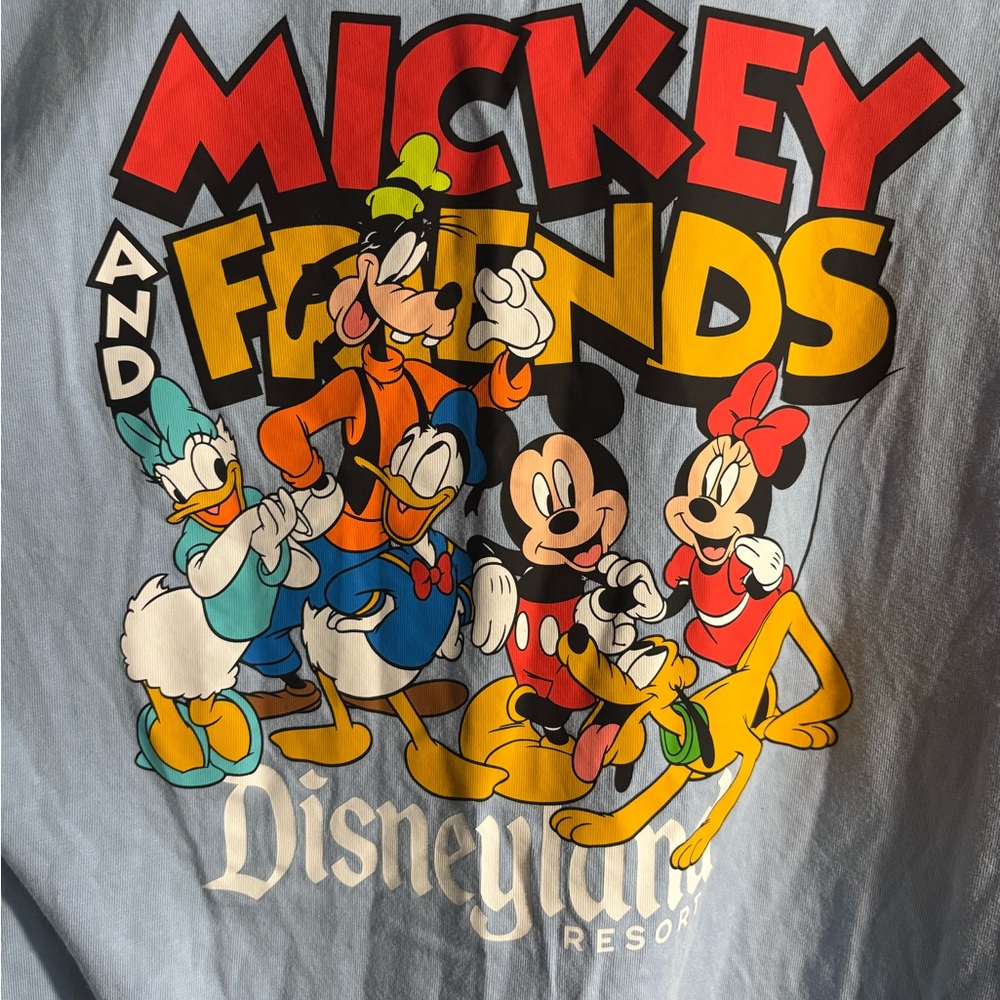 ❤️ Disney Mickey & Friends Light Blue Long Sleeve Tee
